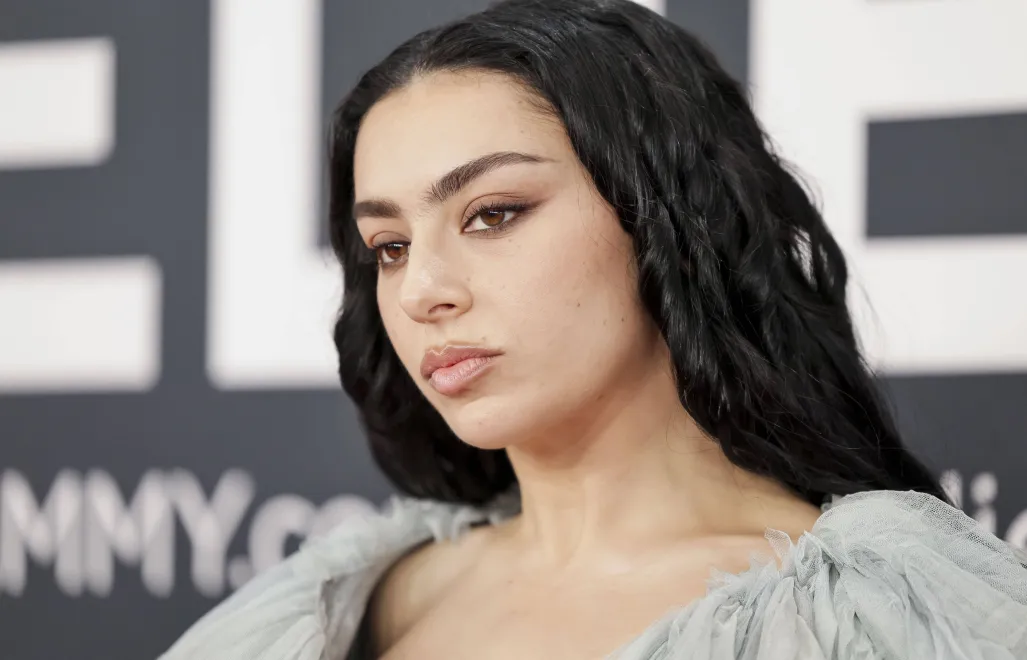 Charli XCX. Fot. EPA/ALLISON DINNER