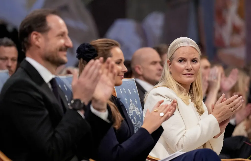 Od lewej: Haakon, książę koronny Norwegii, księżniczka Ingrid Aleksandra i księżna Mette-Marit, fot. PAP/EPA/NTB POOL/OLE BERG-RUSTEN / POOL