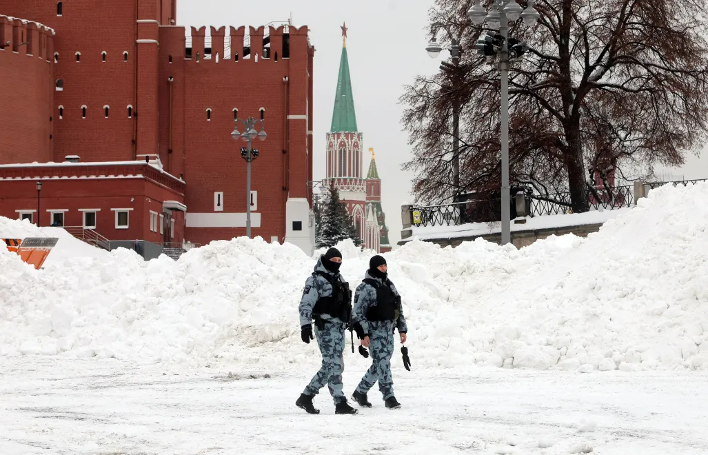 Policja na ulicach Moskwy Fot. PAP/EPA/MAXIM SHIPENKOV