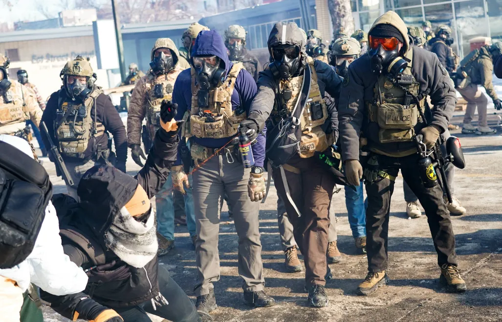 Agenci ICE. Fot. PAP/EPA/CRAIG LASSIG