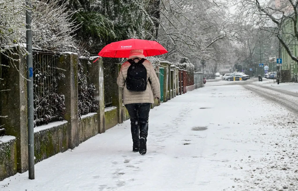 Marznące opady. Fot. PAP/Marcin Bielecki