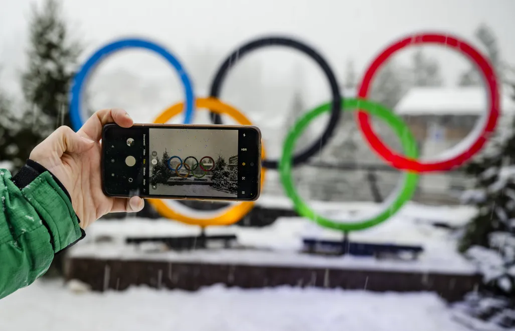 Kola olimpijskie w Cortinie d'Ampezzo	Fot. PAP/EPA/JEAN-CHRISTOPHE BOTT