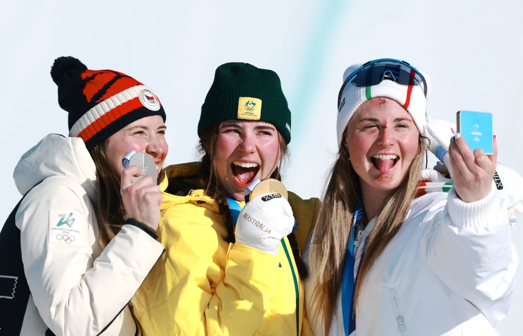 Josie Baff wywalczyła w Livigno złoty medal olimpijski. Fot. PAP/EPA/	ALEX PLAVEVSKI