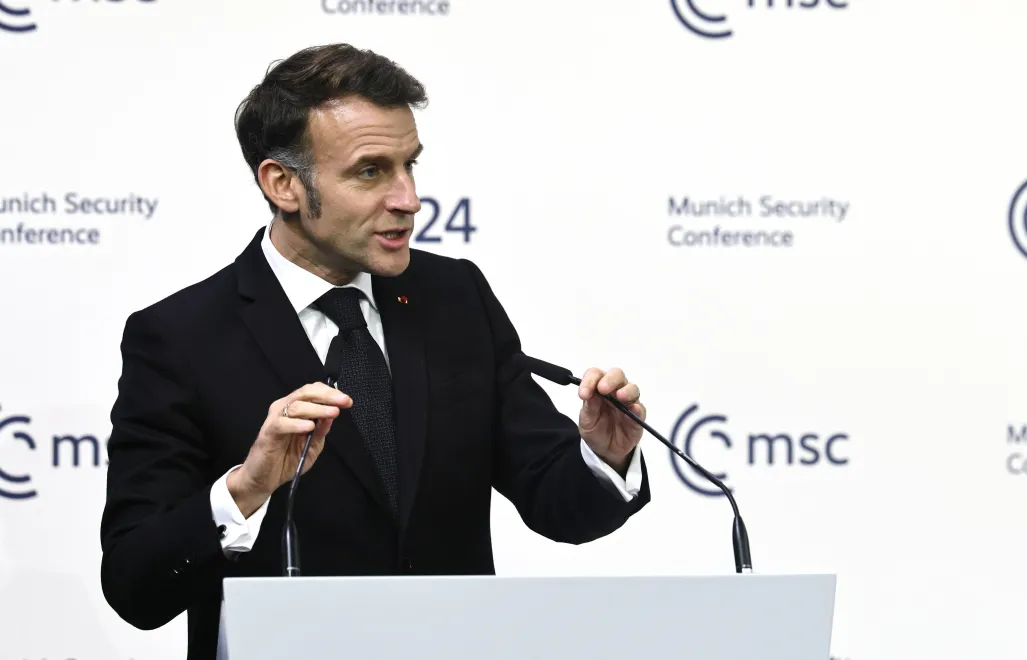 Emmanuel Macron, fot. PAP/EPA/RONALD WITTEK