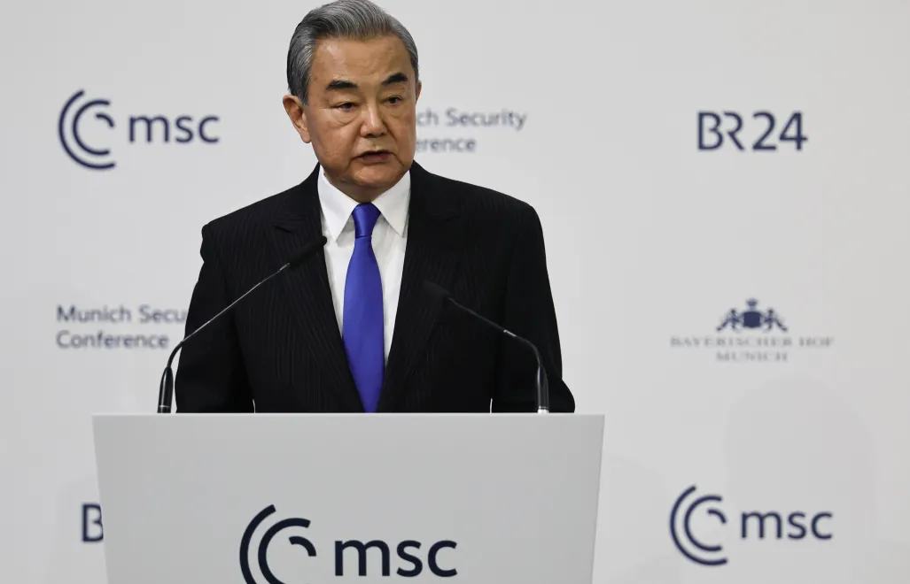 Министр иностранных дел Китая Ван И. Fot. PAP/EPA/RONALD WITTEK