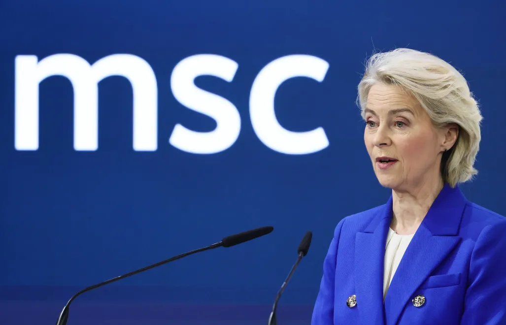 Урсула фон дер Ляєн під час промови на Мюнхенській безпековій конференції. 14.02.2026. Fot. PAP/EPA/RONALD WITTEK
