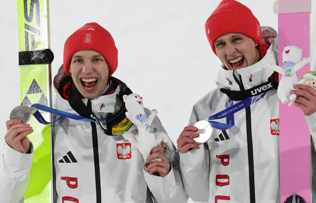 Kacper Tomasiak i Paweł Wąsek. Fot. PAP/Grzegorz Momot