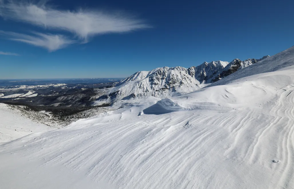 Zimowe warunki w Tatrach Fot. PAP/Grzegorz Momot