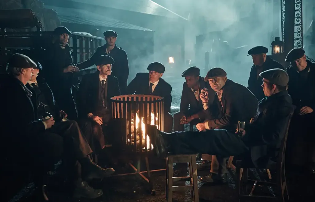 Kadr z serialu "Peaky Blinders". Źródło: Black Country Living Museum
