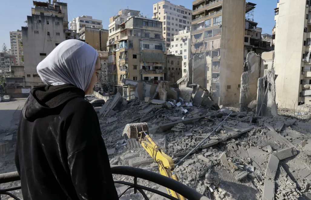 Zniszczenia w Bejrucie Fot. PAP/EPA/WAEL HAMZEH