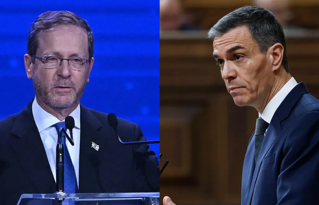 Prezydent Izraela Icchak Hercog i premier Hiszpanii Pedro Sanchez. Fot. PAP/EPA/JAMES ROSS/Chema Moya 