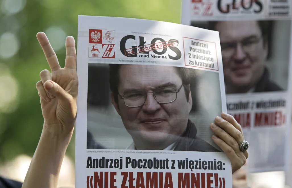 Manifestacja poparcia dla Andrzeja Poczobuta Fot. PAP/EPA/TATYANA ZENKOVICH
