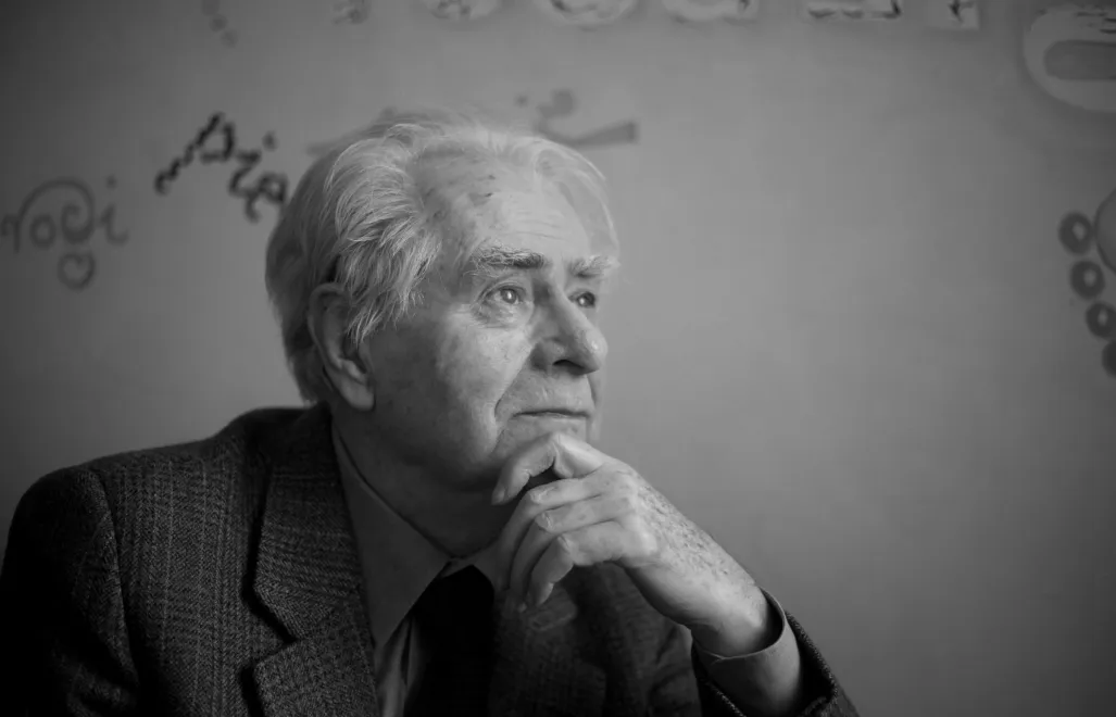 Bocheński, który utrzymywał z pisarzem bliskie kontakty, wspomina, że był „człowiekiem głębokiej troski o innych”. Fot. PAP/Tomasz Gzell