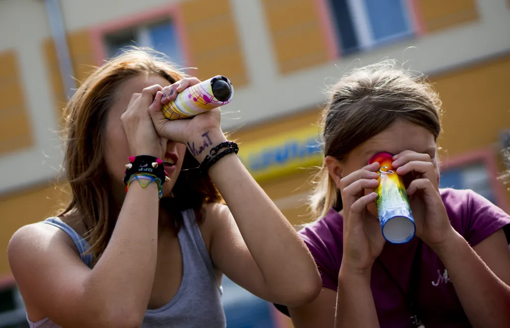 Młodzież na warsztatach artystycznych Fot. PAP/Michał Walczak