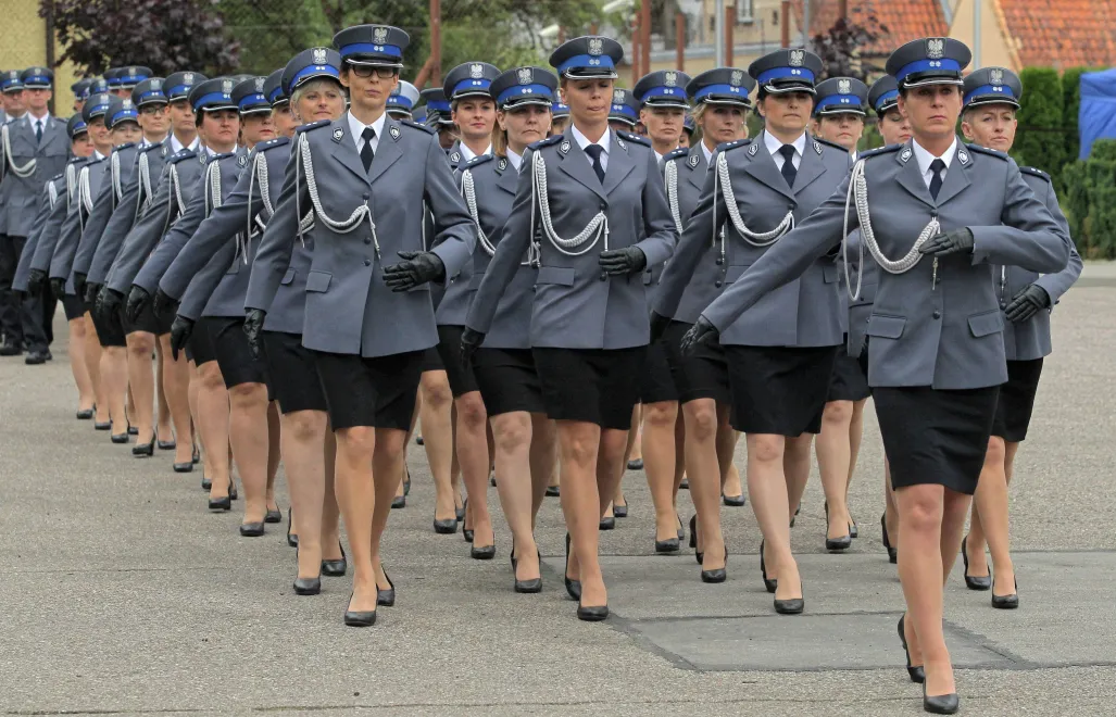 Policjantki w Wyższej Szkole Policji w Szczytnie. Fot. PAP/Tomasz Waszczuk