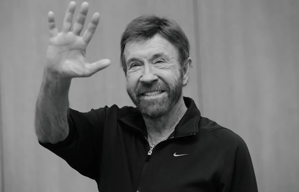 Chuck Norris. Fot. EPA/Tamas Kovacs