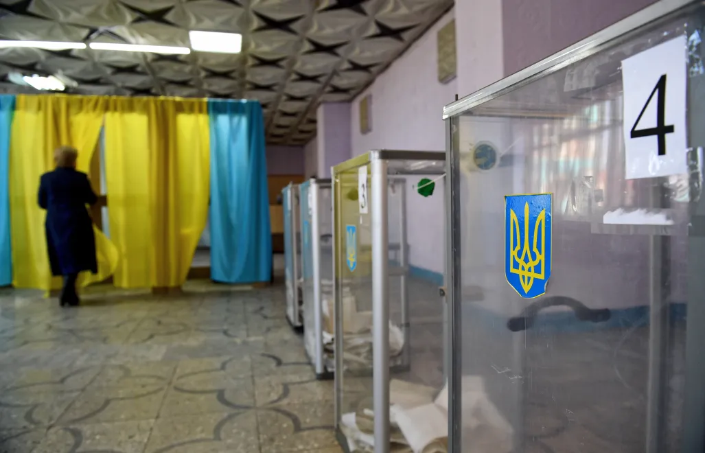 Голосування на президентських виборах у Мостиськах, Україна, 2019 рік. Фотоілюстрація. Fot. PAP/Darek Delmanowicz