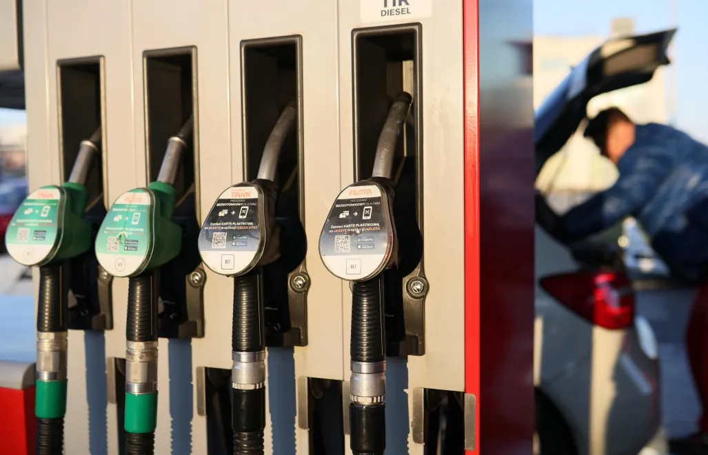 Stacja benzynowa (zdjęcie ilustracyjne). Fot. PAP/Leszek Szymański