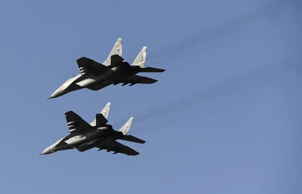Para myśliwców MiG-29. Fot. PAP/EPA/GEORGI LICOVSKI