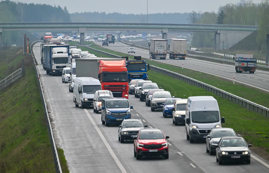 e-petrol.pl: w przyszłym tygodniu cena diesla może zbliżyć się do 8 zł za litr. Fot. PAP/	Przemysław Piątkowski