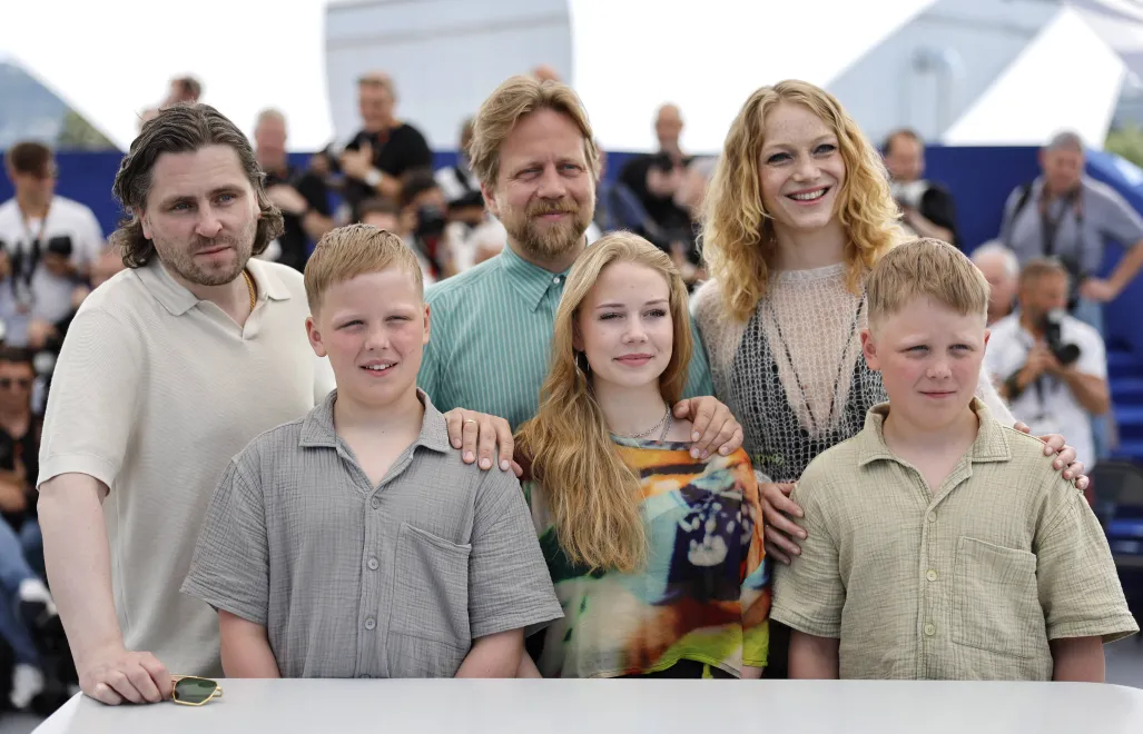 „Miłość, która zostaje” opowiada o rodzinie na skraju rozpadu, uczuciowych niewiadomych i zagubieniu człowieka w dzisiejszej rzeczywistości. Fot. PAP/EPA/GUILLAUME HORCAJUELO