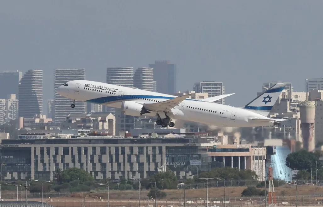 Samolot linii El Al. Fot. EPA/ABIR SULTAN