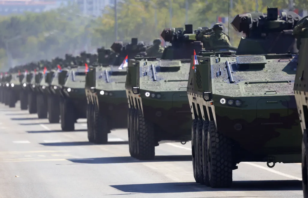 Военный парад в Сербии. Fot. PAP/EPA/Andrej Cukic (фотоиллюстрация)