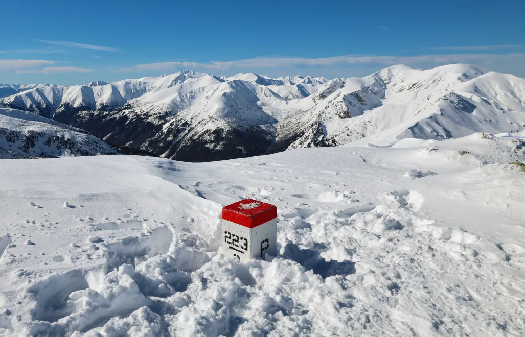 Pokrywa śnieżna na Kasprowym Wierchu, fot. PAP/Grzegorz Momot
