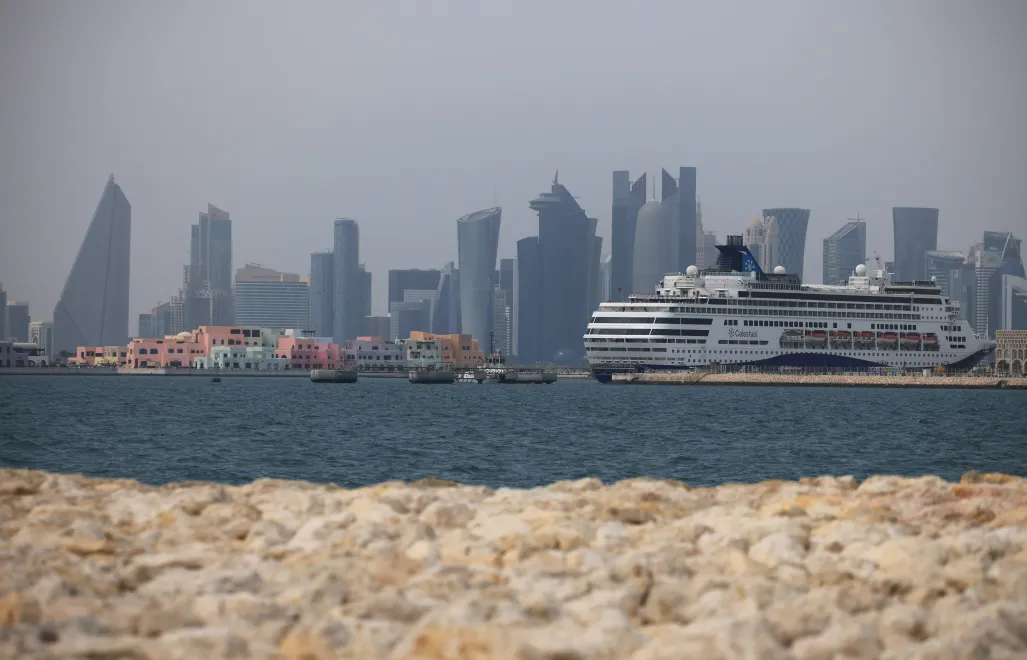 Wieżowce w Doha, zdjęcie ilustracyjne, fot. PAP/EPA/HANNIBAL HANSCHKE
