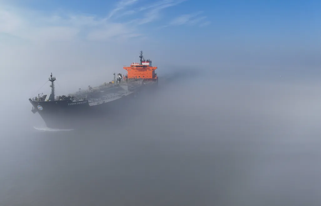 Танкер. Fot. PAP/EPA/OLIVIER HOSLET (фотоиллюстрация)