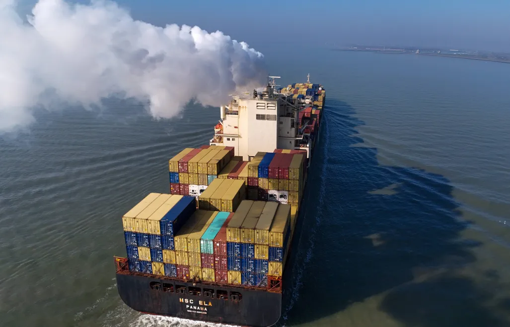 Kontenerowiec Fot. PAP/EPA/OLIVIER HOSLET