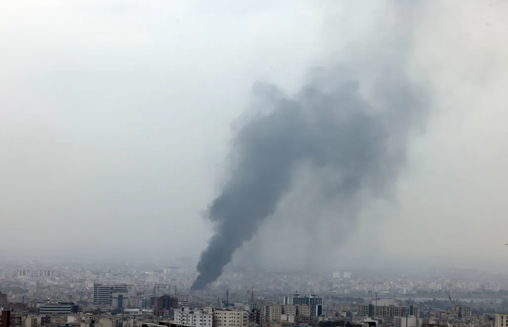 Atak na Iran. Fot. PAP/EPA/ABEDIN TAHERKENAREH