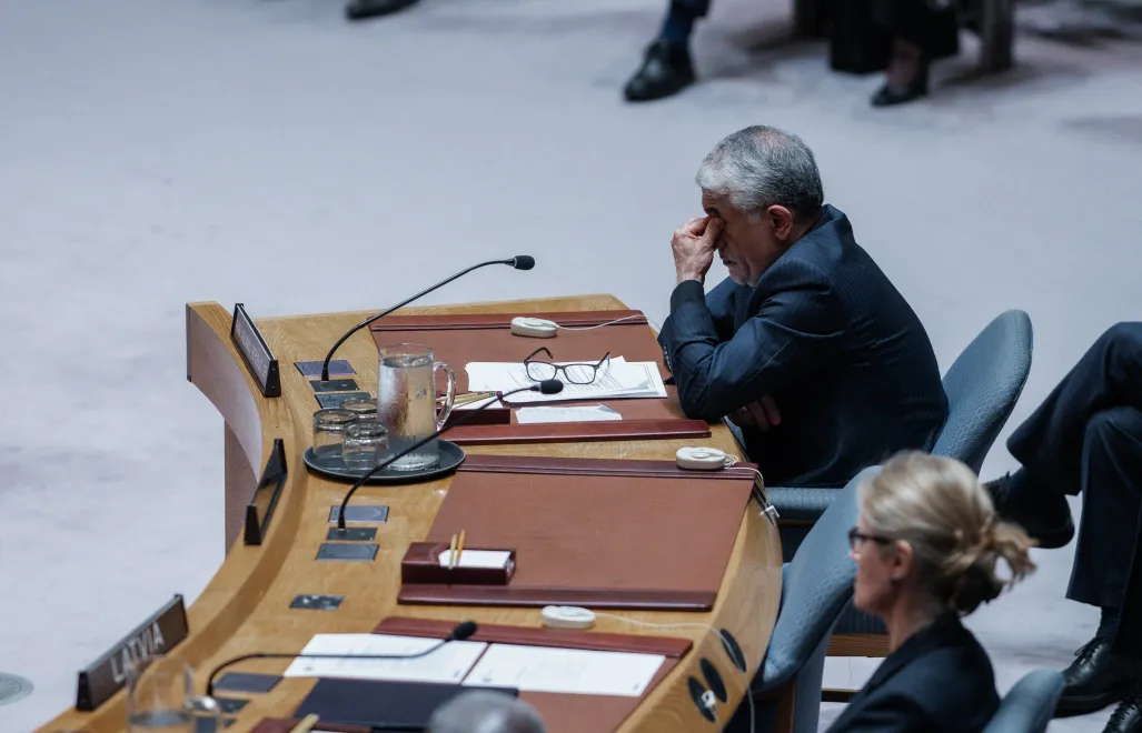 Stały przedstawiciel Iranu Amir Saeid Iravani podczas posiedzenia Rady Bezpieczeństwa ONZ Fot. PAP/EPA/OLGA FEDOROVA