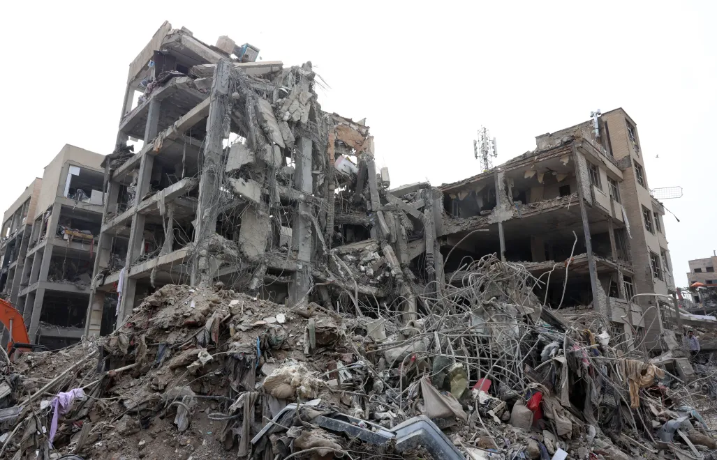 Wspólna operacja wojskowa Izraela i USA atakuje wiele lokalizacji w Iranie. Fot. PAP/EPA/ABEDIN TAHERKENAREH