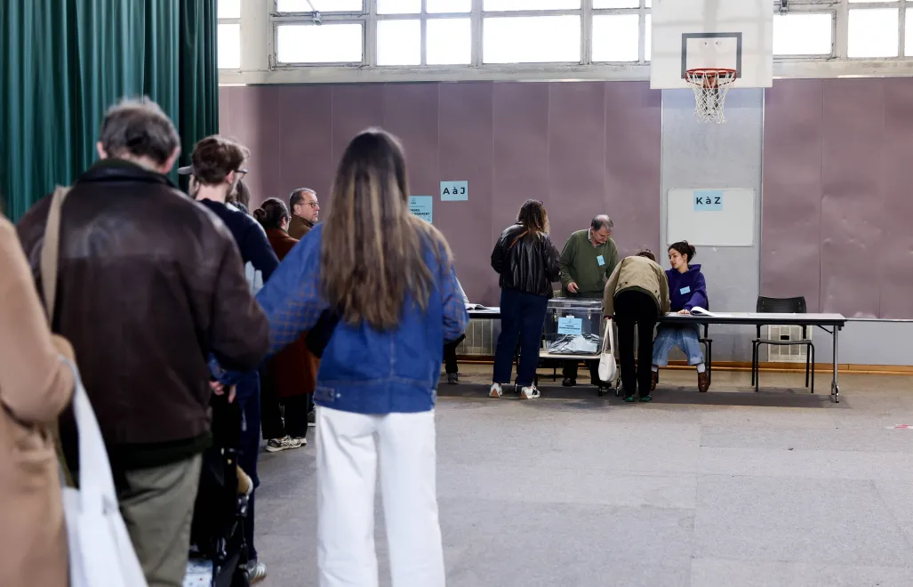 Lokale wyborcze zostały otwarte o godz. 8 rano. Fot. PAP/EPA/TERESA SUAREZ