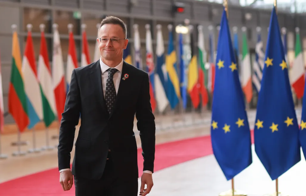 Петер Сіярто. Fot. PAP/EPA/OLIVIER HOSLET 