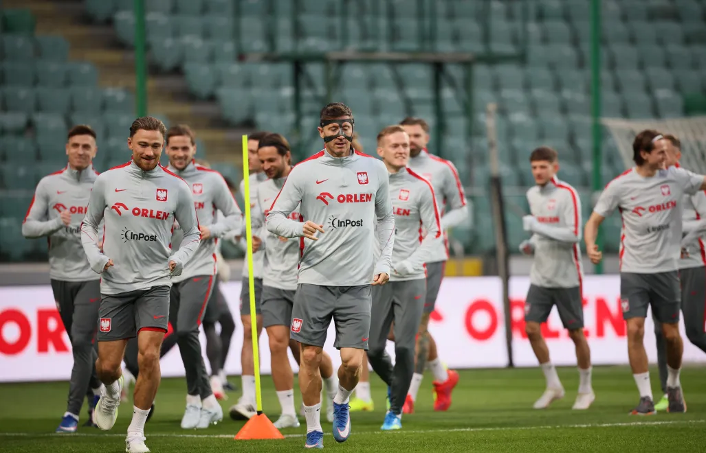 Trening piłkarskiej reprezentacji Polski na stadionie Legii Warszawa, fot. PAP/Leszek Szymański