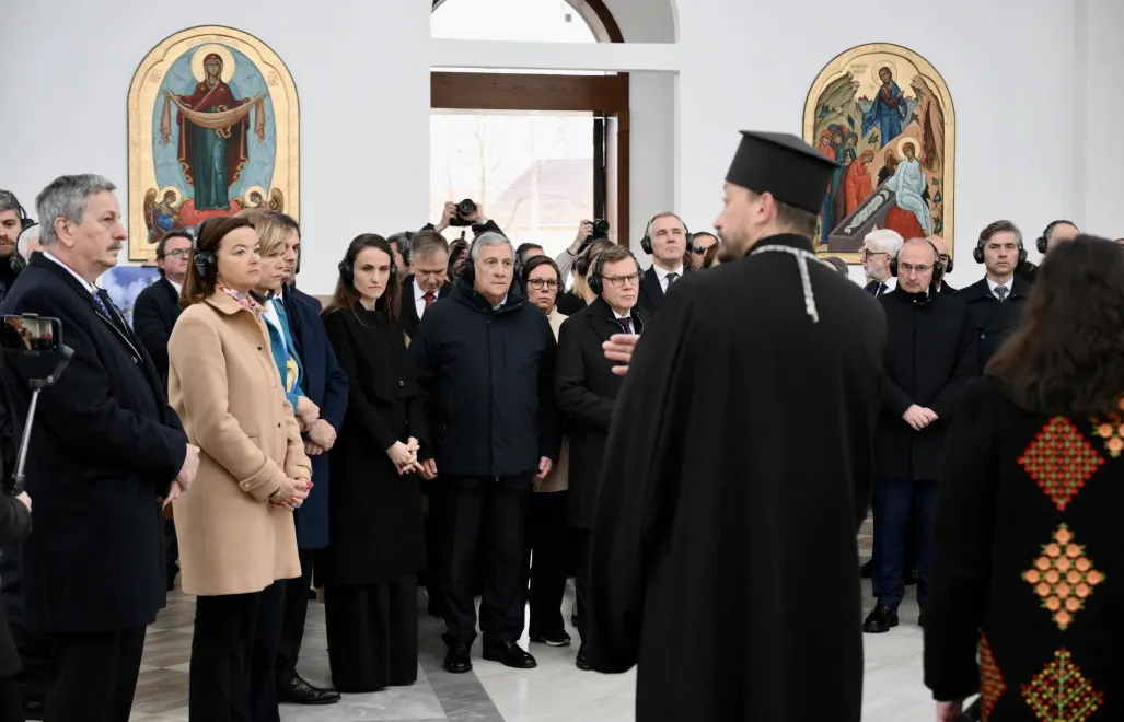 Министры иностранных дел Украины и ЕС посетили Бучу в четвертую годовщину российского преступления. Fot. PAP/EPA/ALESSANDRO DI MEO