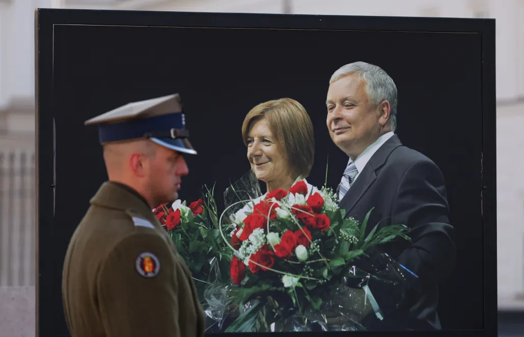 Zdjęcie zmarłej w katastrofie smoleńskiej pary prezydenckiej Marii i Lecha Kaczyńskich Fot. PAP/Paweł Supernak