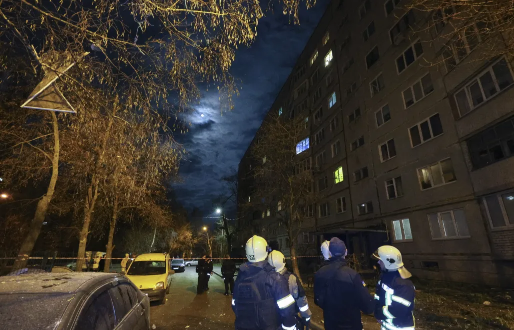 Służby na miejscu ataku. Fot. EPA/SERGEY KOZLOV