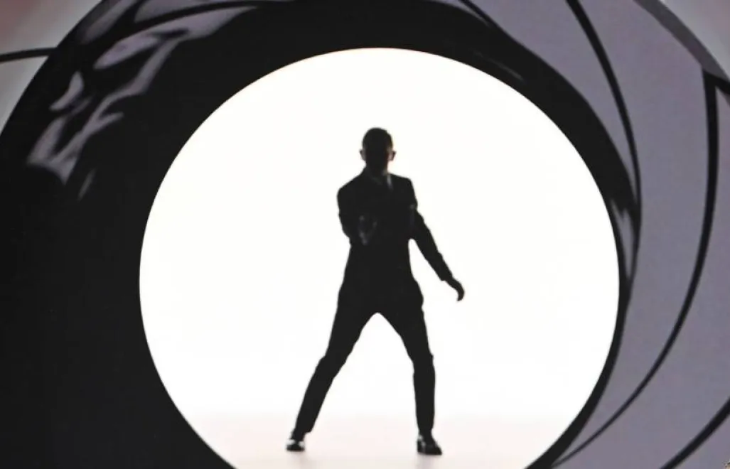 James Bond. Fot. Harris Dickinson