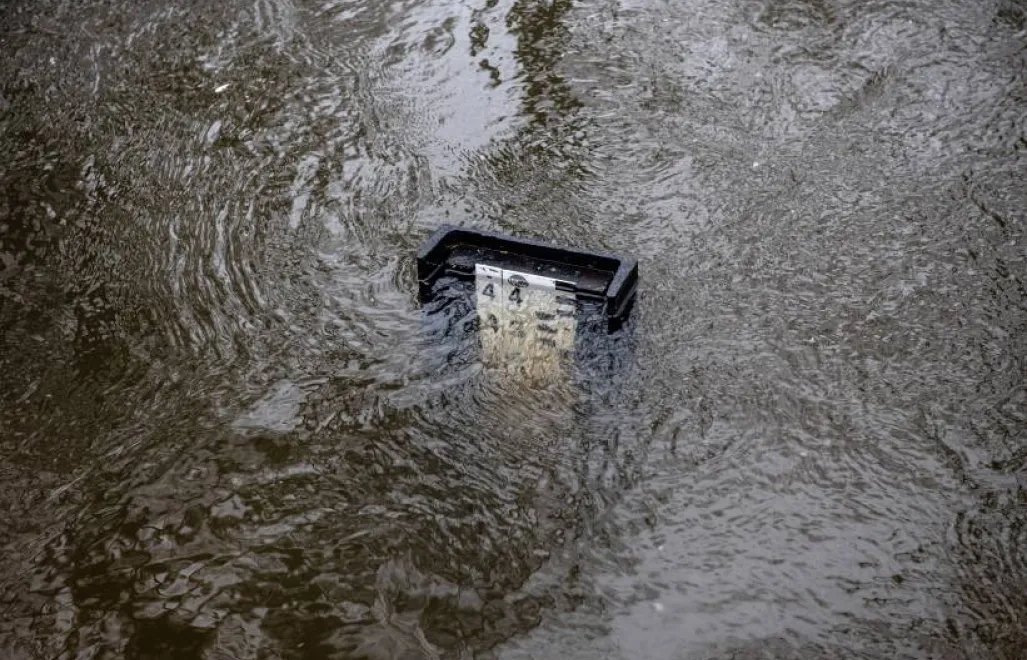 Wodowskaz w rzece, zdjęcie ilustracyjne, fot. PAP/Wojtek Jargiło