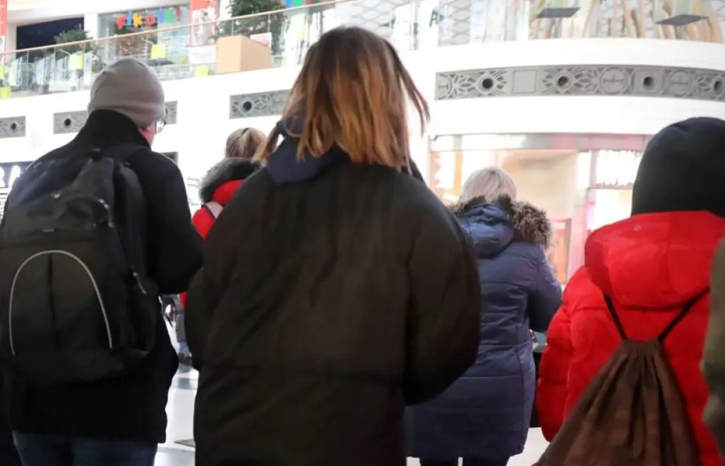 W niedzielę można zrobić zakupy. Fot. PAP/ Tomasz Gzell