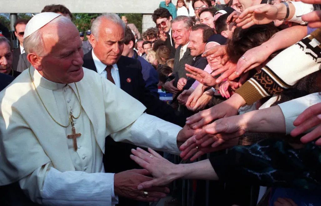 Warszawa czerwiec 1991 r. IV pielgrzymka Jana Pawła II do Polski. Fot. PAP/Ireneusz Radkiewicz