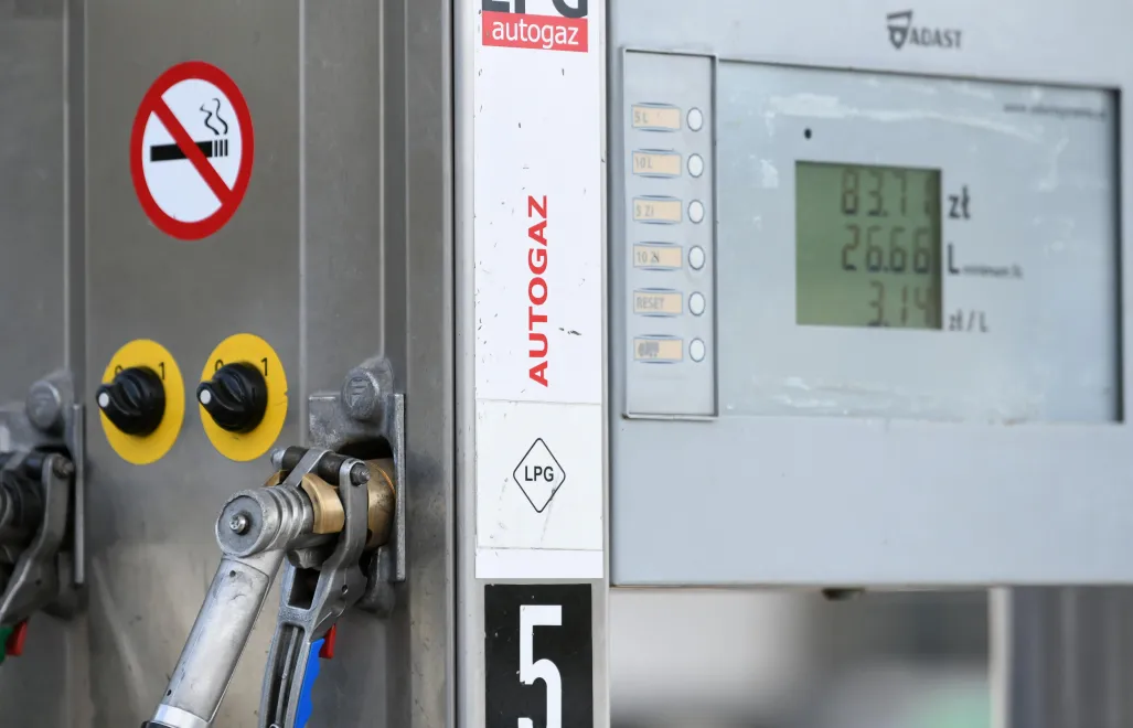 Ministerstwa Energii: na obecnym etapie nie przewiduje się objęcia paliwa LPG rozwiązaniami analogicznymi do pakietu CPN. Fot. PAP/Darek Delmanowicz (zdjęcie ilustracyjne)