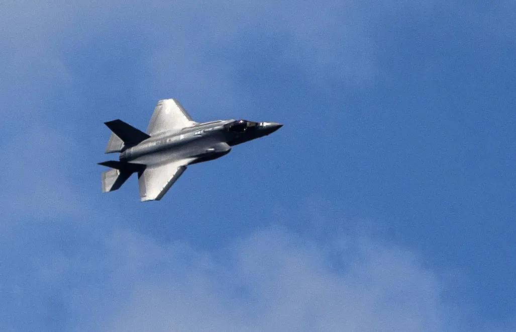 Amerykański myśliwiec F-35, zdjęcie ilustracyjne. Fot. PAP/EPA/GEORGI LICOVSKI