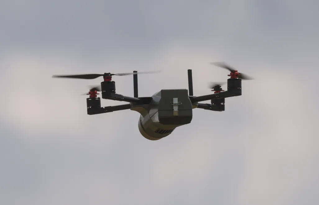 Dron - zdjęcie ilustracyjne Fot. PAP/Leszek Szymański