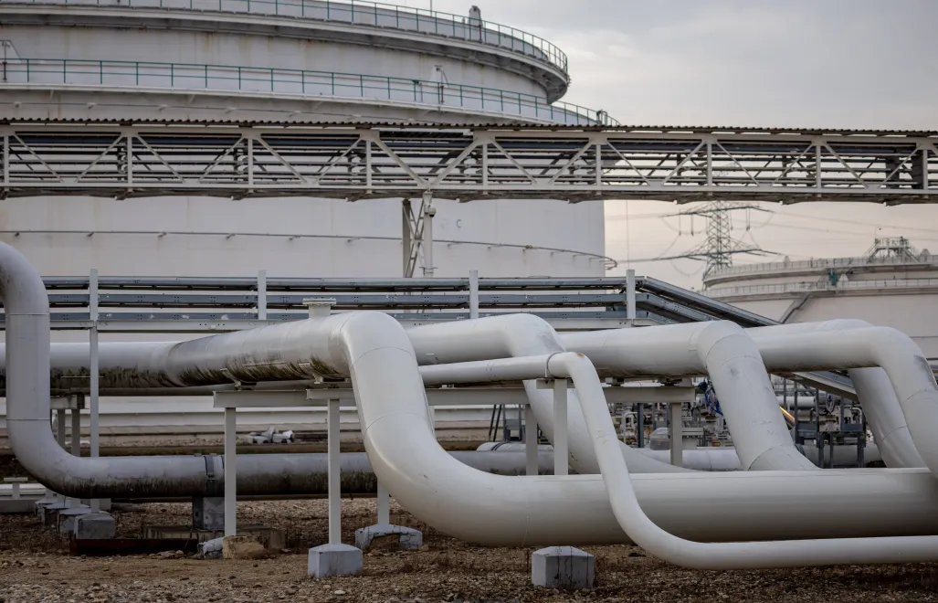 Нефтепровод. Фотоиллюстрация. Fot. PAP/EPA/MARTIN DIVISEK