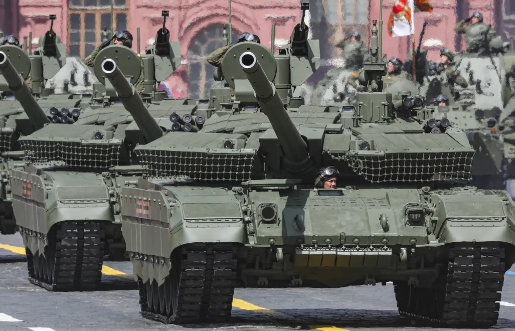 Parada w Moskwie. Fot. PAP/EPA/MAXIM SHIPENKOV