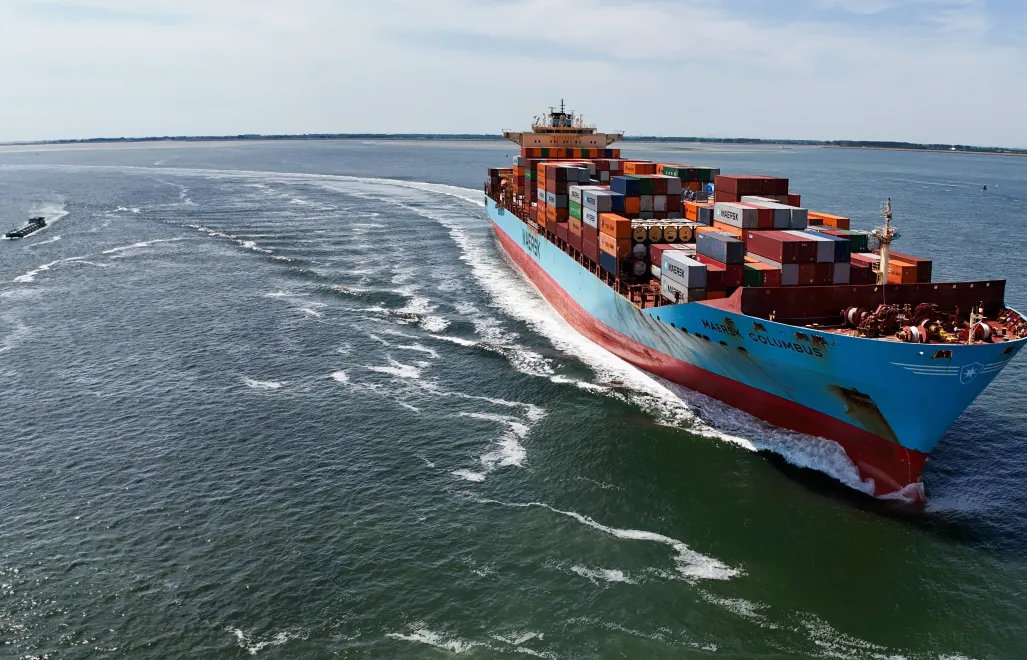 Amerykański statek Cargo. Zdj. Ilustracyjne. Fot. PAP/EPA/OLIVIER HOSLET